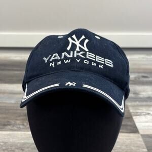 Vintage New York Yankees MLB‎ Blue Mens OS Script Strapback Sports Baseball Cap